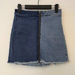 Two Tone Denim Mini Skirt Zipper Front Raw Hem - Size 00